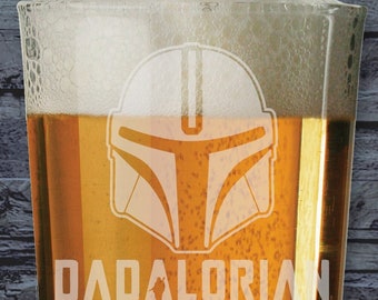 Personalised Engraved Pint Glass, Space Warrior Dad Design, Custom Name Gift for Dad, Sci-Fi Gift, Whiskey Highball Tankard