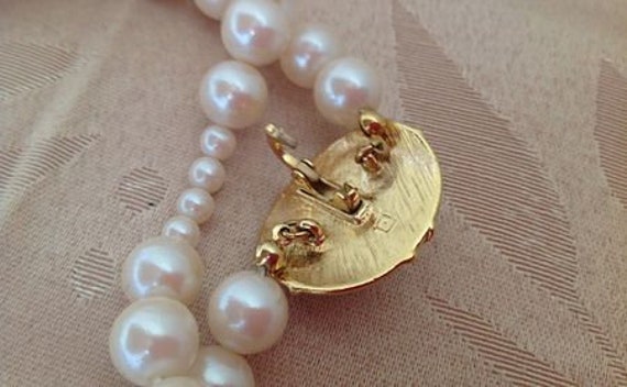 Double Pearl neckless Pearl Clasp in excellent co… - image 5