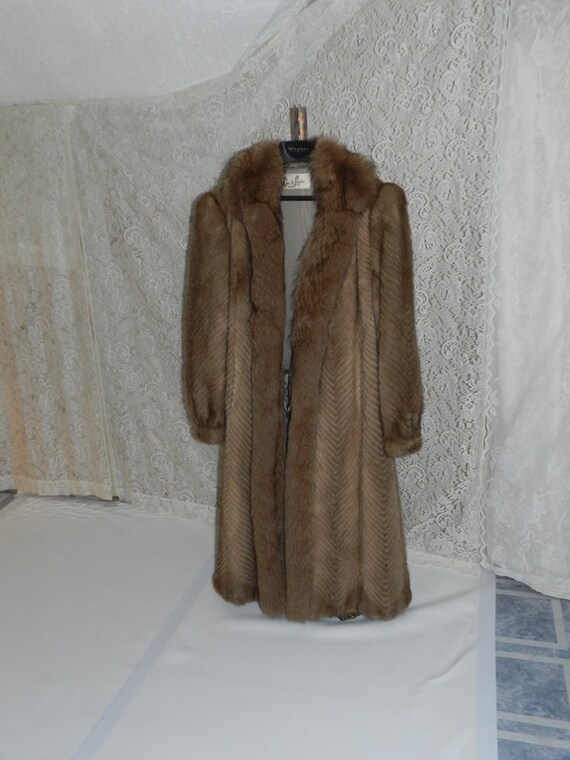 Plush Mink Coat Fox trim  Size 16  Labeled  Willia