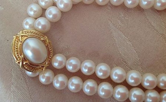 Double Pearl neckless Pearl Clasp in excellent co… - image 1