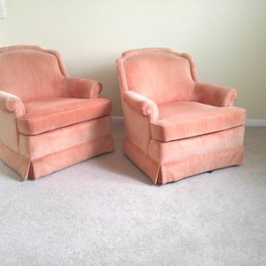 Pair Hollywood Regency Arm Chairs Swivel club lounge chairs Excellent