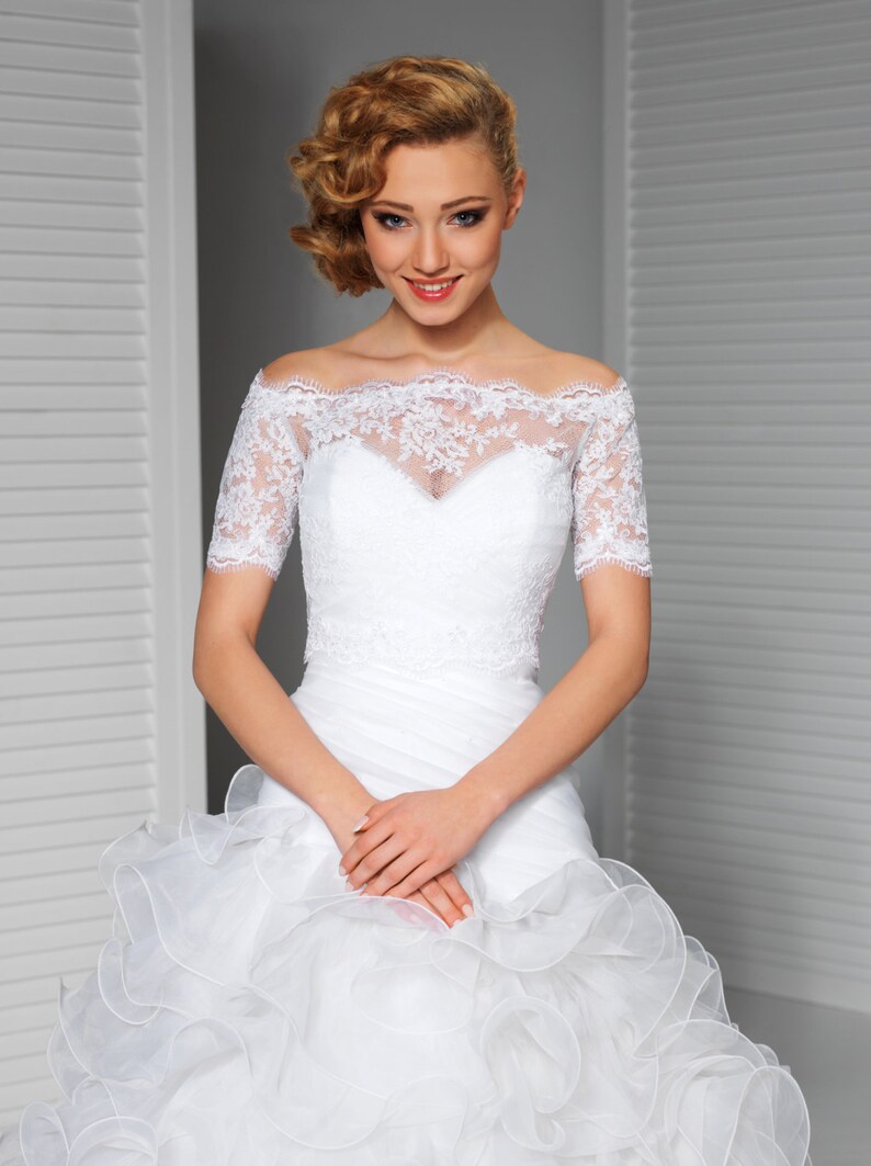 White Lace Wedding Dress Topper Pemerintah Kota Ambon