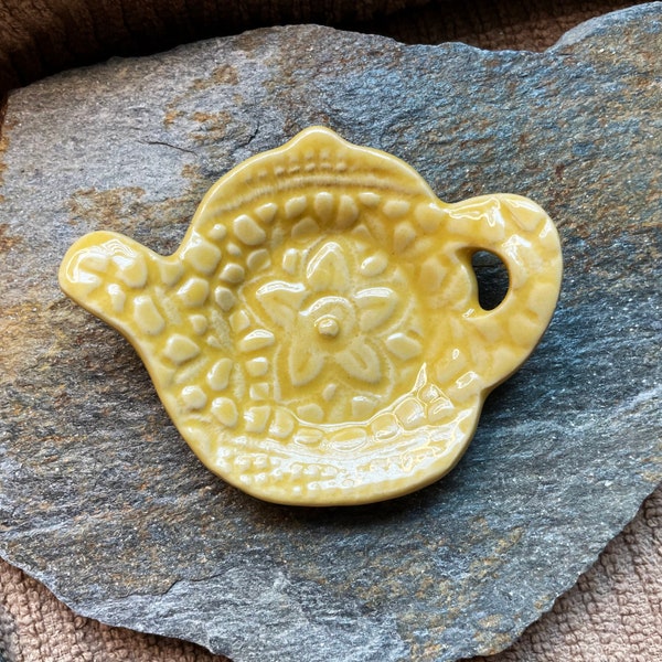 Teabag dish, Tea Bag Holder, Tea Drinker Gift, Yellow Trinket Dish, Handmade Ceramic, shower gift, tea party decor