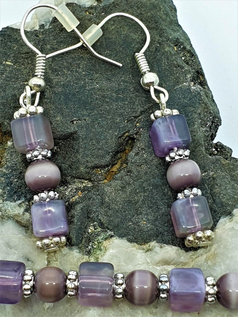 Jewellery Set 18 Inch Necklace Lilac Cat/'s Eye And Square Beads Dangle Earrings-Drop Earrings Trapese Pendant
