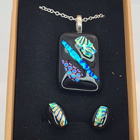Sterling Silver Blue Dichroic Glass Earrings & 18in Necklace Set Sterling Silver Blue Dichroic Glass Earrings & 18in Necklace Set