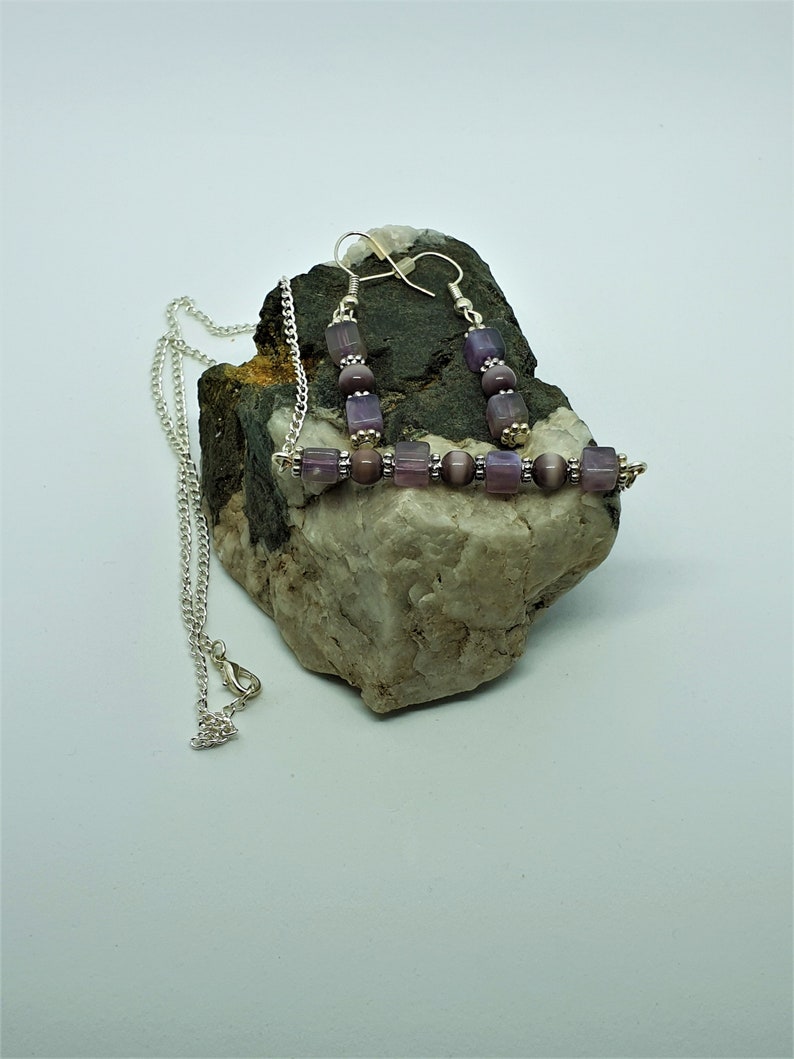 Jewellery Set 18 Inch Necklace Lilac Cat/'s Eye And Square Beads Dangle Earrings-Drop Earrings Trapese Pendant