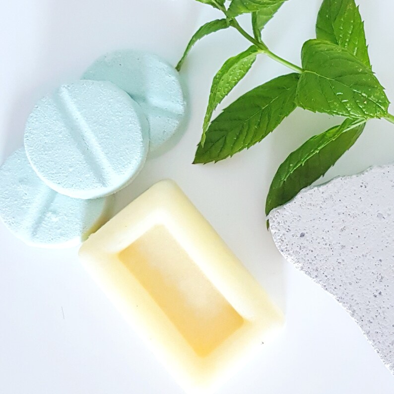 Foot Soak - Aromatherapy treatment - tired feet - Peppermint, Tea Tree, Lavender - soothe aches and pains - home foot spa - pampering feet image 4