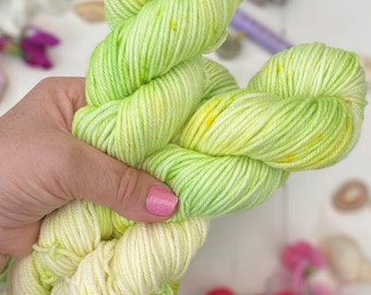 Hand Dyed  Yarn, DK 50gram Skein,Elder Flower  blend knitting, crochet SewHappyCreative