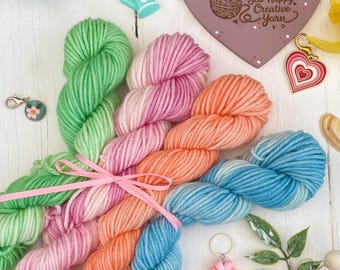 Hand Dye Yarn DK : tonals shades, mini skeins Superwash Merino, Knitting  Crochet Yarn.SewHappyCreative
