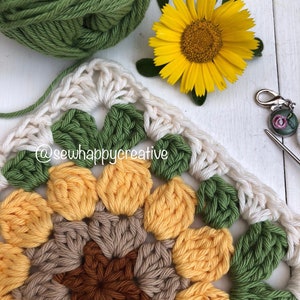 Sunflower Granny Square Crochet Pattern, Motif for Blankets ,crochet Pattern, SewHappyCreative, pdf pattern, instant download photo tutorial image 3