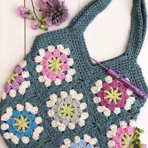 Flower Festival Bag, Granny Square Crochet Pattern,Beach Bag, crochet Pattern, SewHappyCreative, pdf pattern, instant dowload,photo tutorial image 6