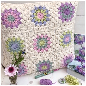 Crochet Pattern, Granny Square Pattern, Crochet Pillow ,Vintage inspired,SewHappyCreative, PDF Crochet pattern, Tutorial Instant Download