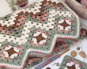Granny Square Ripple Baby Blanket Crochet Pattern: Photo Tutorial (PDF Pattern)SewHappyCreative