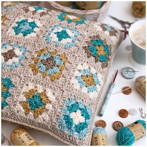 Granny Square Crochet Pattern,Crochet Pillow Pattern,Crochet Cushion pattern,PDF Pattern, PDF Crochet Tutorial Instant Download.