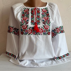 Ukraine Ukrainian Blouse Shirt Vyshyvanka Peasant Folk Ethno Costume