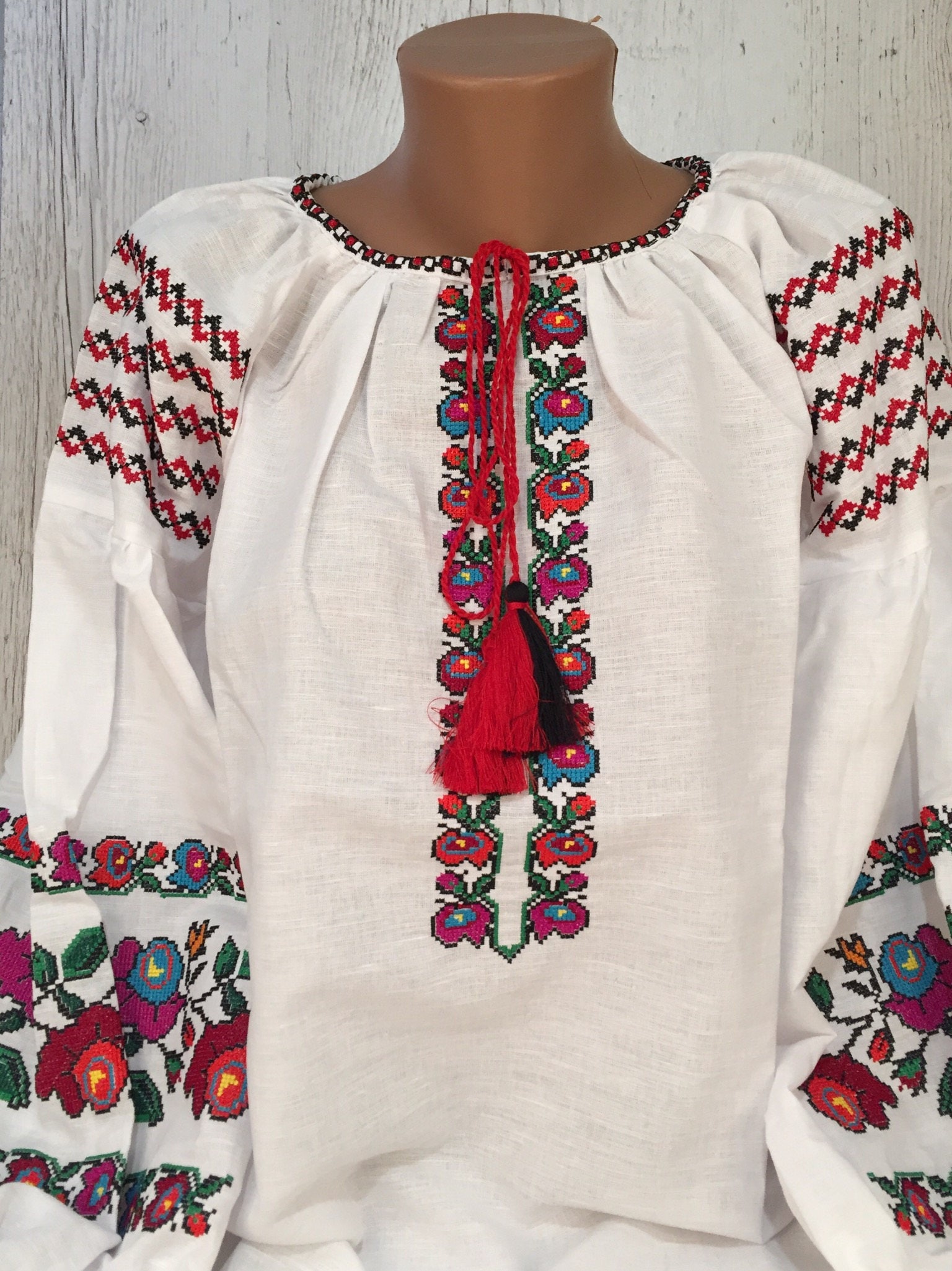 Vyshyvanka Embroidered Ukrainian Blouse Boho Linen Blouse | Etsy