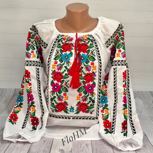 Vyshyvanka Ukrainian Embroidered Blouse Traditional Folk Ethno Etsy