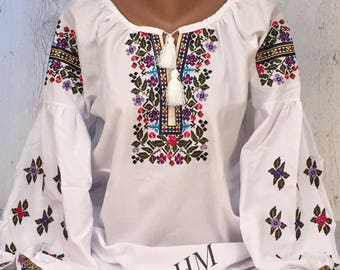 Oekraïense geborduurde Oekraïense blouse Vyshyvanka, bohoblouse, volksstijl