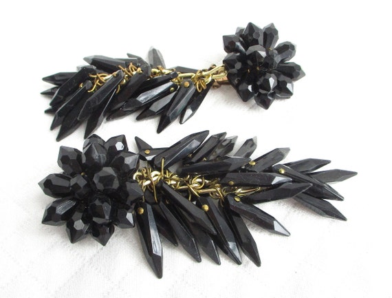 Black Bead & Clustered Dangling Vintage Clip Back… - image 2