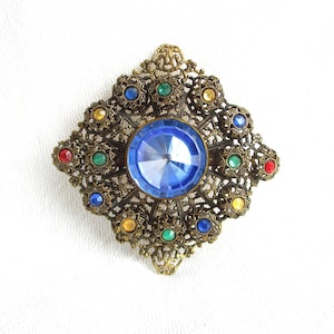 Gorgeous Gold Metal Filigree Square Shaped Brooch - Brilliant Blue Glass Center - NY Estate Jewelry
