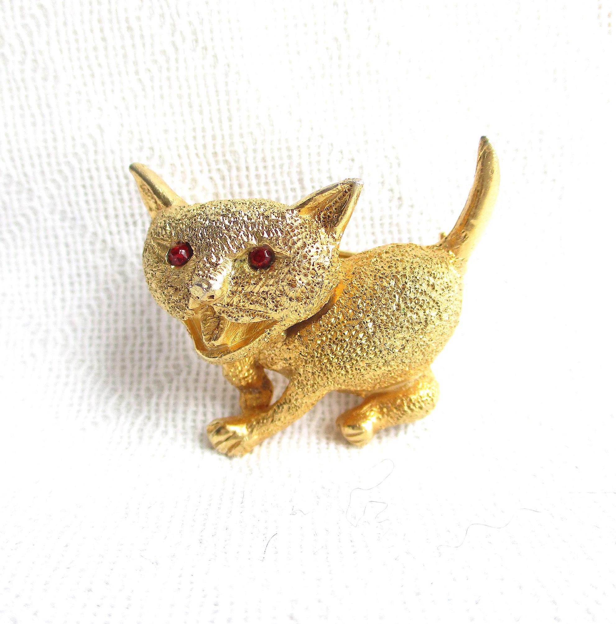 Hattie Carnegie Vintage Gold Cat Brooch Pin - Rhinestone Eyes
