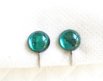 Pendientes vintage de plata de ley y cristal verde redondo con cierre de rosca - Estilo Art Déco - Joyería de colección de Nueva York