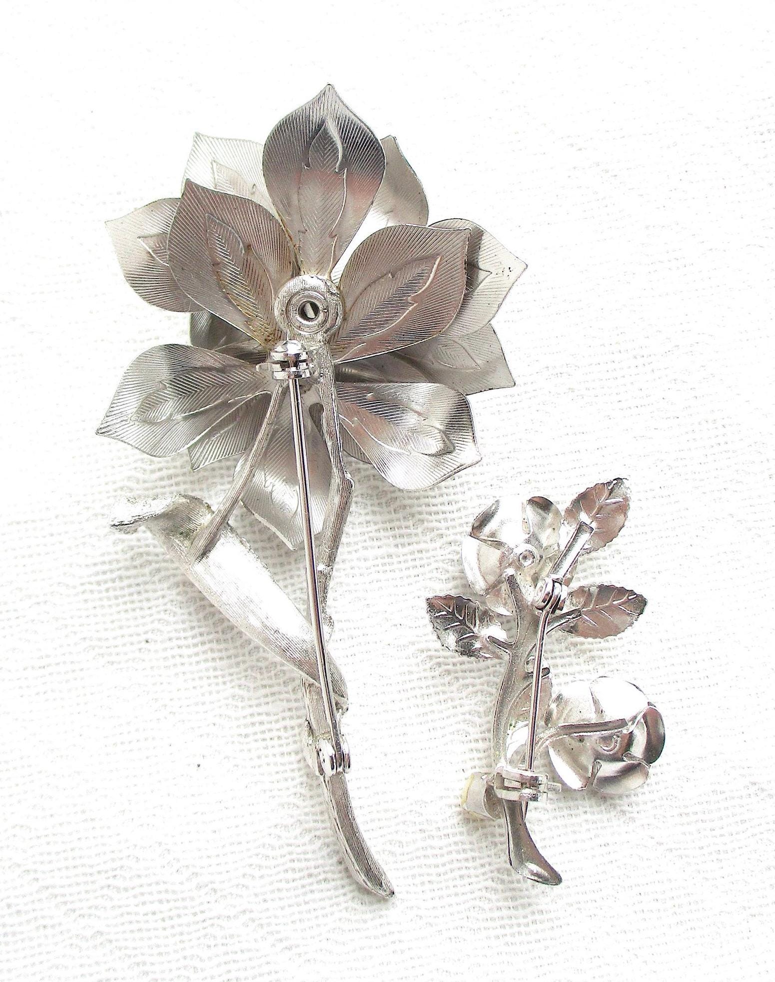 素敵なシルバーフラワーブローチペア本真珠 - エステート