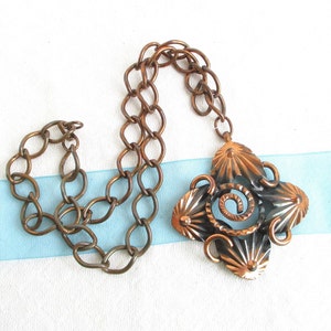 Brass Toned Metal Stamped & Swirled Pendant and Large Link Vintage Necklace - NY Estate Jewelry