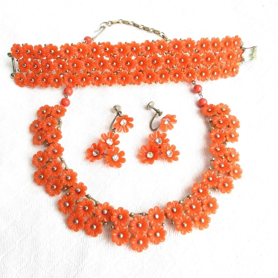Coro "Blithe Blossoms"  Orange Lucite Cluster Flo… - image 1