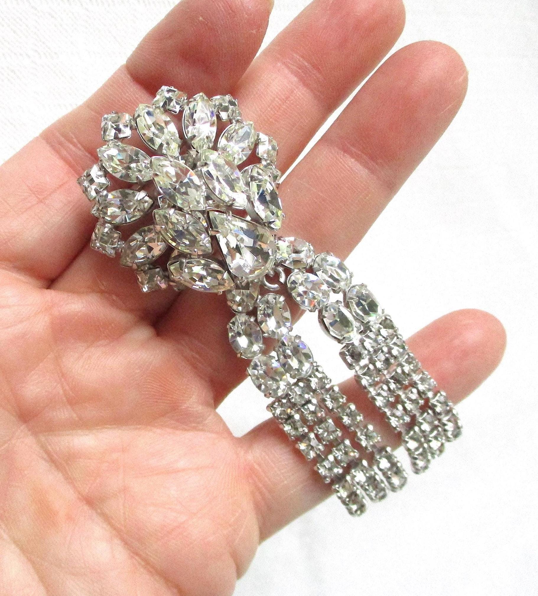 Schreiner Jewelry of New York ヴィンテージブローチ Schreiner New York Signed Bold & Beautiful Dimensional Vintage