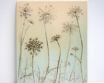 Handmade ceramic picture, meadow flowers, wild carrot, 25.5 x 31 cm, high-fired ceramic, wall decoration, spring picture, pink-mint glazed
