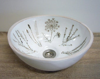 Wiesenblumen, ovales Hand-Waschbecken, 35 x 30 x 14 cm, handgemachte Keramik in weiss-seidenmatt, off-whiter Glasur, braun patiniert