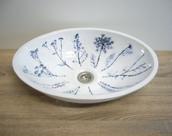 Large oval washbasin, "meadow flowers", handmade pottery, 48,7 x 36,2 x 12,5 cm, gleaming white glaze