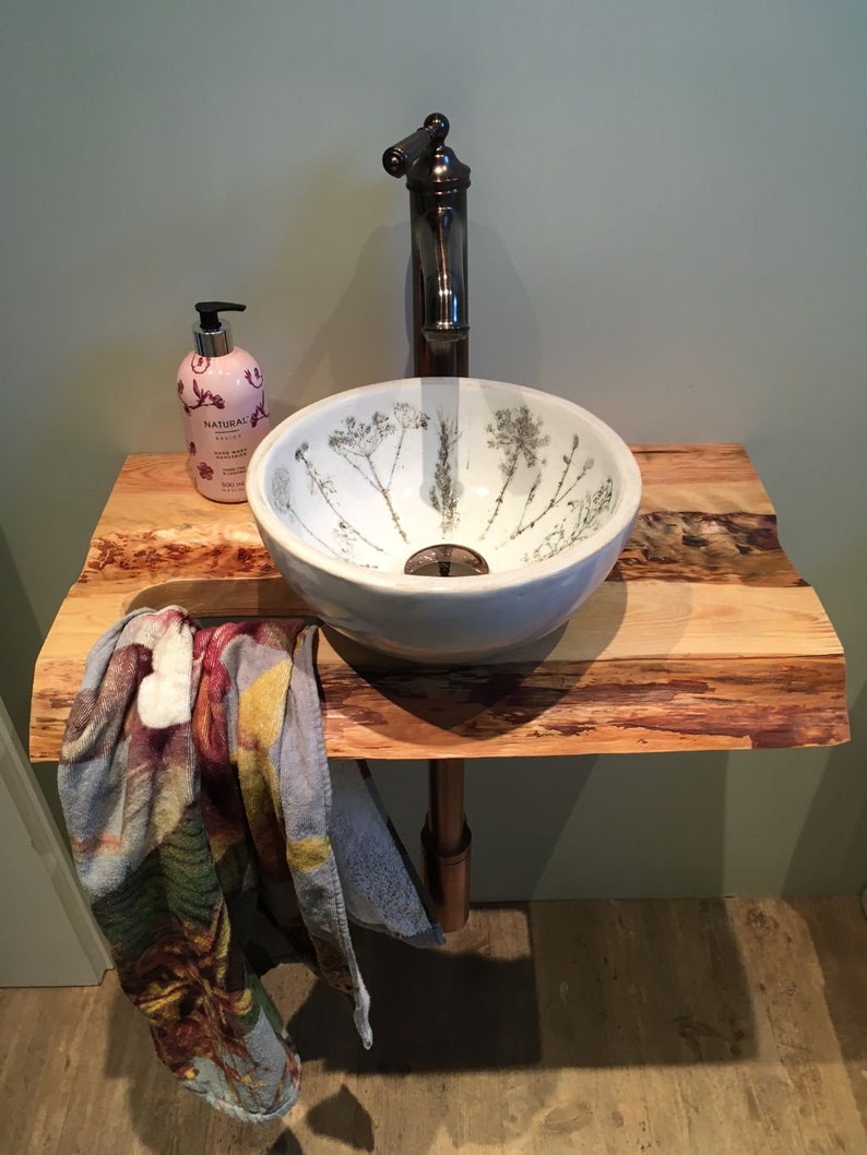 Small hand washbasin, handmade ceramics, lavender branches, blue patinated, white glazed, approx. 27.5x13cm image 7