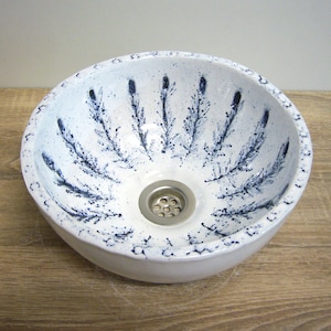 Small hand washbasin, handmade ceramics, lavender branches, blue patinated, white glazed, approx. 27.5x13cm image 1