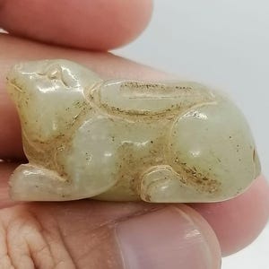 Ancient Carved Jade Rabbit Figurine – Rare Lunar Hare Amulet Sculpture