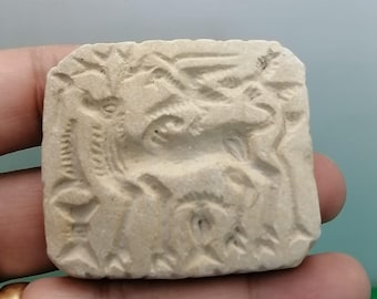 置物 　古代ローマ　モチーフの石彫刻　アート作品 古代ローマの古い天然石の彫刻 石板タイル - Etsy 日本