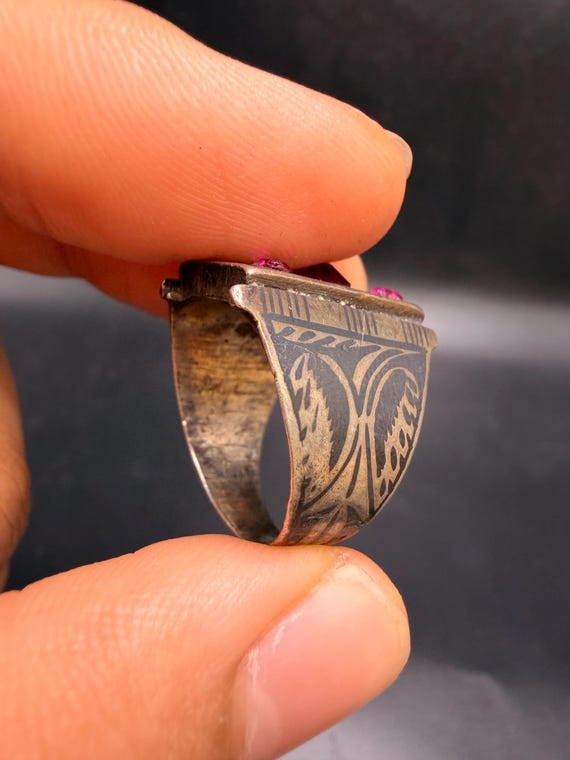 Vintage red ruby gemstone warrior silver  ring – … - image 4