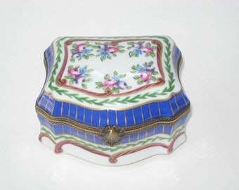 Limoges France Peint Main Bombe Chest Form Hinged Dresser Box; Vintage Porcelain Trinket Box Jewelry Casket Blue & Pink Roses