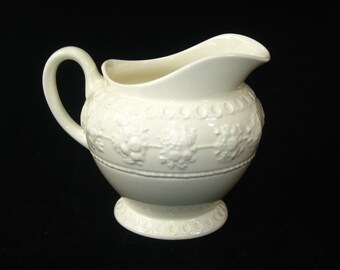 Vintage Wedgwood WELLESLEY Ivory Color Creamer Cream Pitcher England; Embossed Floral / Fruit Band Creamware
