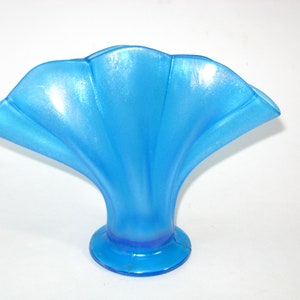 Fenton CELESTE BLUE Stretch Glass Rare Lobed Fan Vase #857 -1920s Antique Iridescent Art Glass