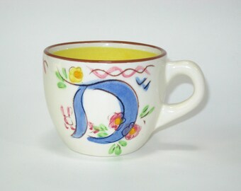 Taza infantil Stangl Kiddieware ALPHABET con la letra D; taza vintage para coleccionistas de platos infantiles