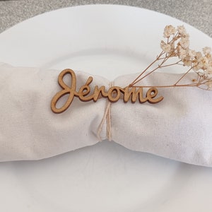 Marque place prénom pour mariage baptême, prénom en bois/etiquette prenom image 1