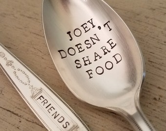 Custom-Spoon-Fork-Knife-FRIENDS-TV-Show-Quotes-Stamped-Funny-Gift-Personalized-Joey-Doesn't-Share-Food-Rachel-Monica-Chandler-Ross-Phoebe