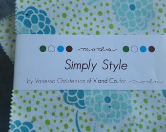 10814-17 Simply Colorful Style Lime Green and White Metro Geometric Ogee by Vanessa Christenson for Moda