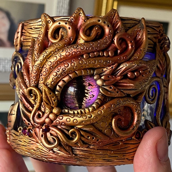 Dragon eye t light holder