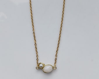 Handmade Bespoke Gold Chain Necklace with White Bead and Ivory Small Imitation Pearl Bead Gold Copper Wire