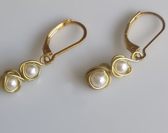 Gold Plated Leverback Dangle Earrings Gold Copper Wire Ivory Imitation Pearls Handmade Drop Designs