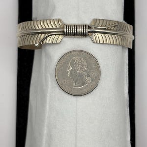 Beautiful Handmade Navajo Feather Braclet.  Handmade Cuff Sterling Silver and signed