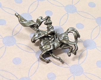Knight in Shining Armour /& Horse Handmade Pewter Lapel Pin Badge
